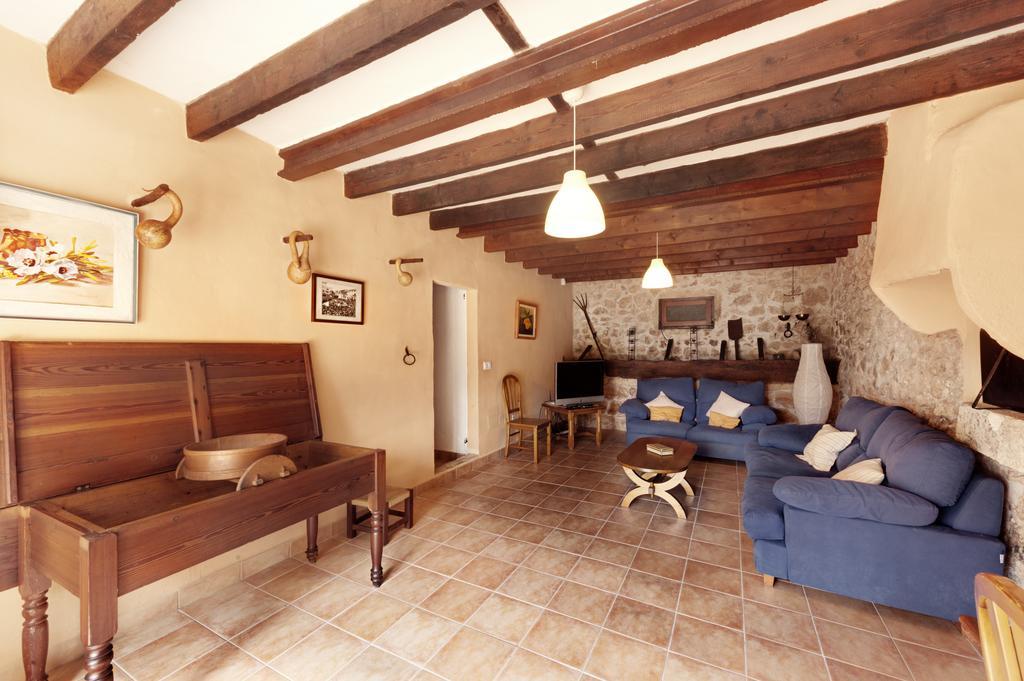 Country house S'hort De N'andreu